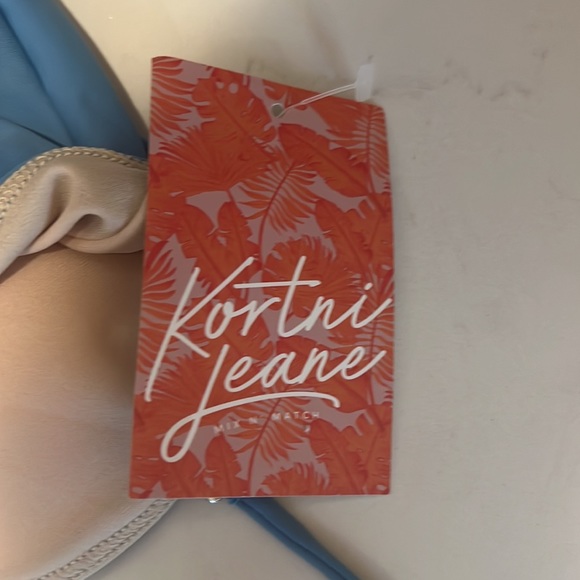 Sweetheart bando swim top - Picture 3 of 3